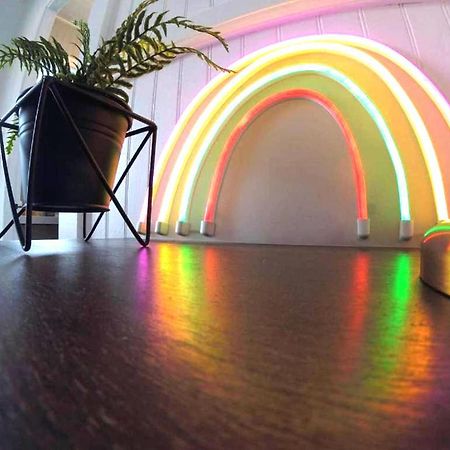 Somewhere Over The Rainbow Loft With Ac Hilo Luaran gambar