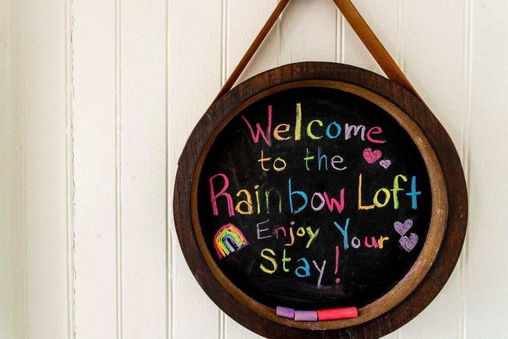 Somewhere Over The Rainbow Loft With Ac Hilo Luaran gambar